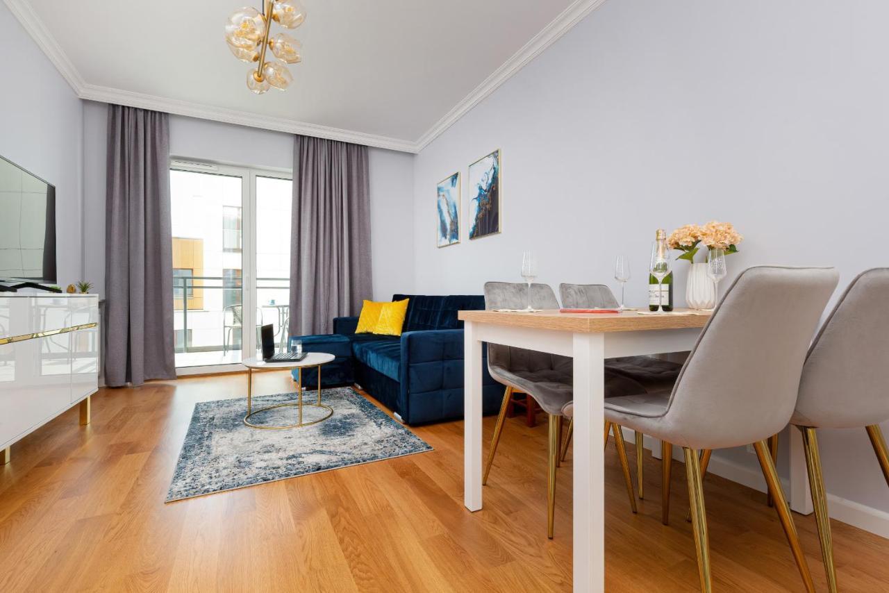 Apartament Dom Przy Okrzei By Renters Prestige Варшава Екстер'єр фото