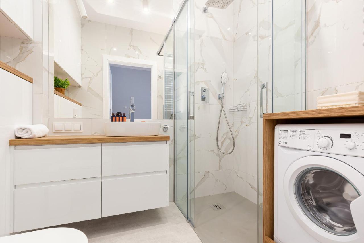 Apartament Dom Przy Okrzei By Renters Prestige Варшава Екстер'єр фото